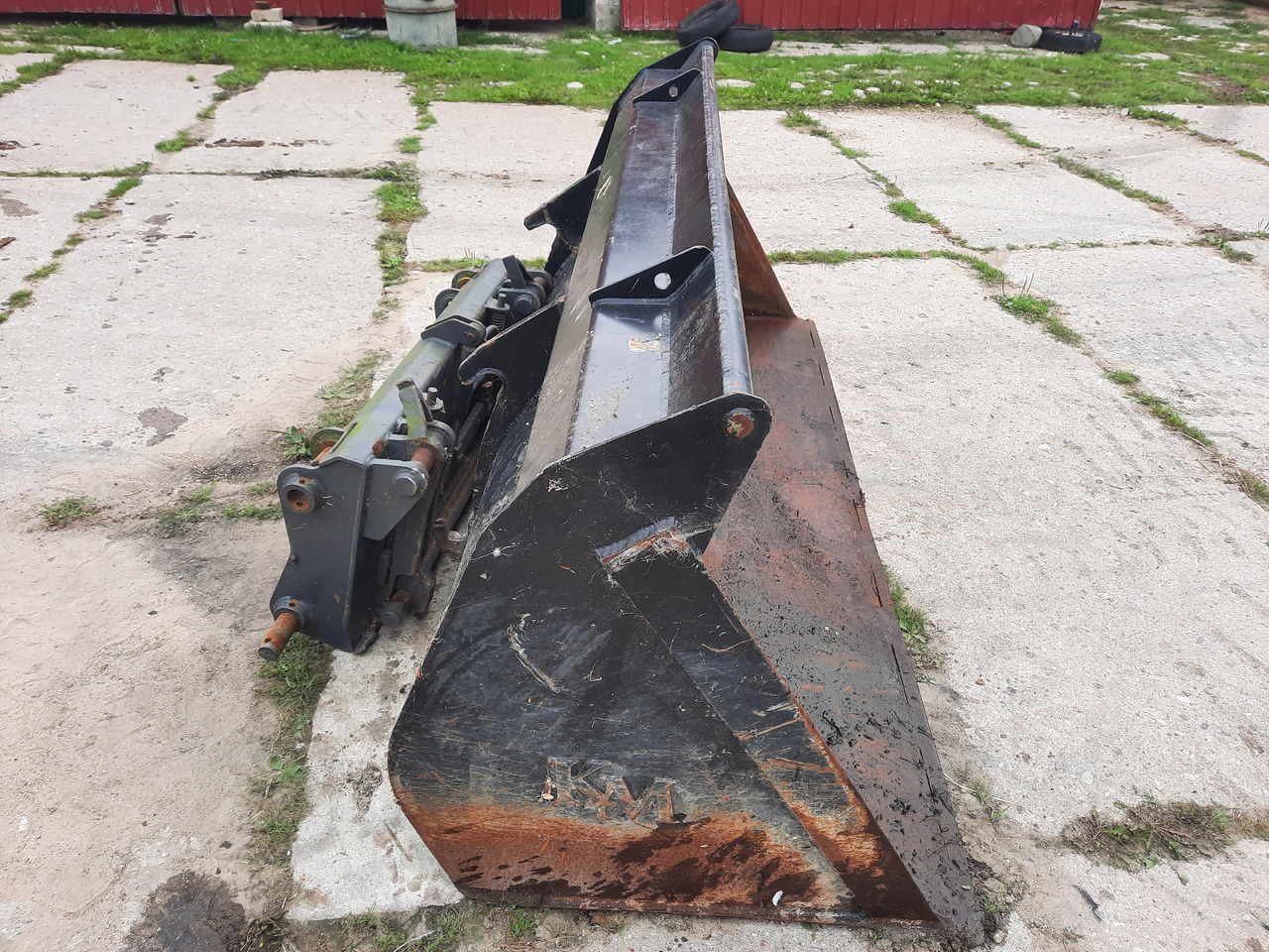 NEW HOLLAND KM 2.5 250 - Cupă pentru Utilaje constructii: Foto 3 NEW HOLLAND KM 2.5 250 - Cupă pentru Utilaje constructii: Foto 3