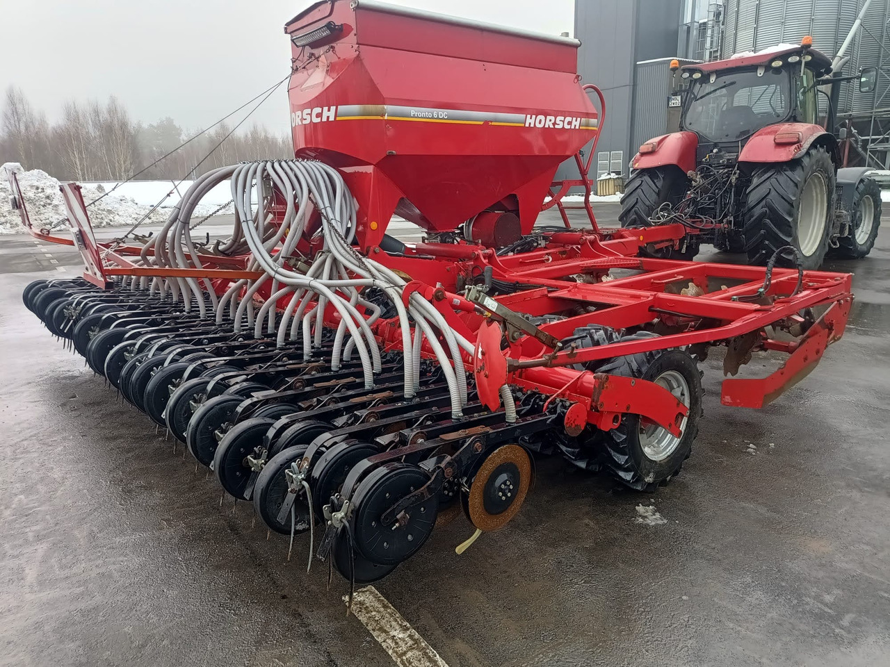 Horsch Pronto 6 DC - Maşină agricole pentru semanat: Foto 3 Horsch Pronto 6 DC - Maşină agricole pentru semanat: Foto 3