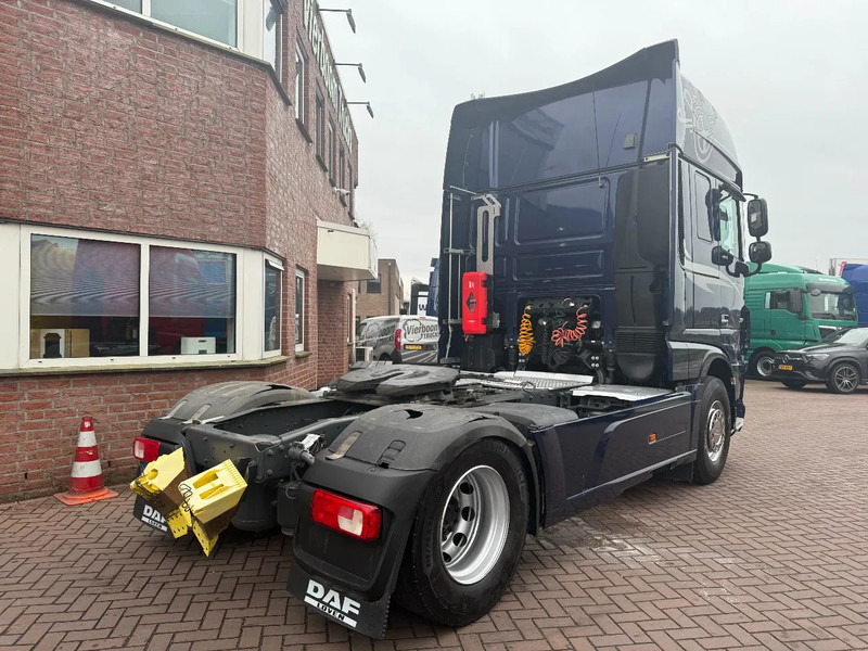DAF XF 480 XF480 4X2 SSC / Smart tacho / Full spoilers / parking airco / Holland Truck - Cap tractor: Foto 5 DAF XF 480 XF480 4X2 SSC / Smart tacho / Full spoilers / parking airco / Holland Truck - Cap tractor: Foto 5