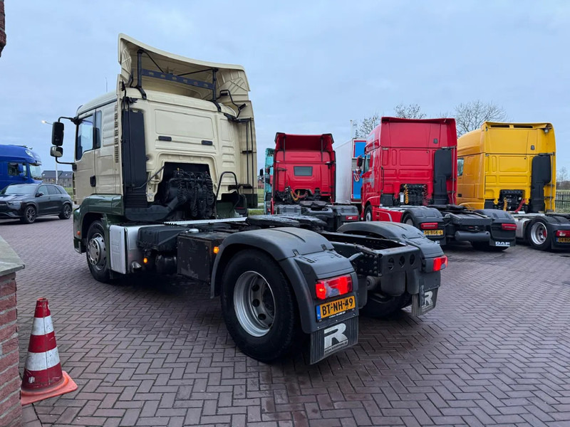 MAN TGA 18.320 TGA 18.320 4X2 / Airco/ Sleeping cabin / Euro 4 Holland Truck- Top Condition - Cap tractor: Foto 3 MAN TGA 18.320 TGA 18.320 4X2 / Airco/ Sleeping cabin / Euro 4 Holland Truck- Top Condition - Cap tractor: Foto 3