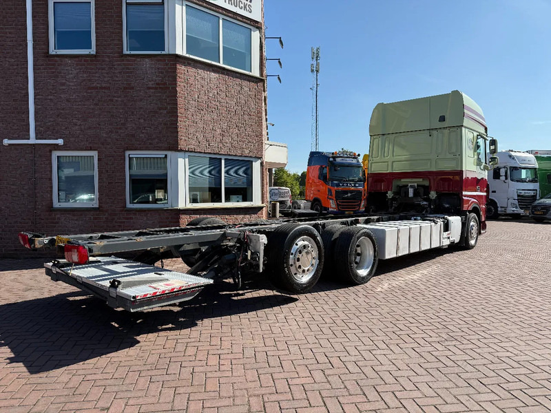 DAF XF 480 XF480 6X2 SSC CHASSIS EURO6 HOLLAND TRUCK TUV 4-2026 Smart Tacho - Camion şasiu: Foto 4 DAF XF 480 XF480 6X2 SSC CHASSIS EURO6 HOLLAND TRUCK TUV 4-2026 Smart Tacho - Camion şasiu: Foto 4
