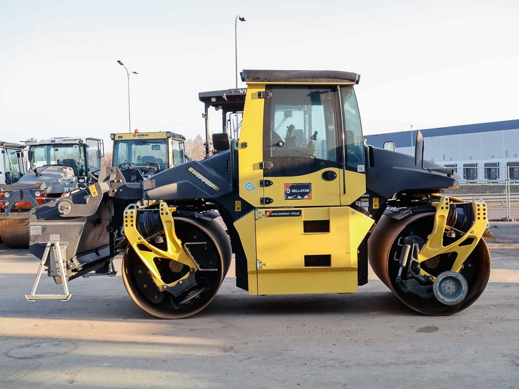 BOMAG BW 174 AP-4v - Cilindru compactor pentru asfalt: Foto 5 BOMAG BW 174 AP-4v - Cilindru compactor pentru asfalt: Foto 5