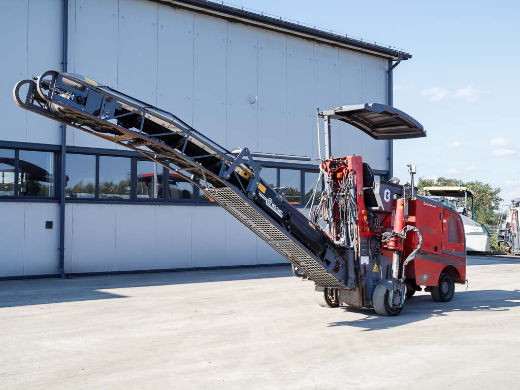 WIRTGEN W 50 DCi - Utilaje pentru frezare: Foto 2 WIRTGEN W 50 DCi - Utilaje pentru frezare: Foto 2