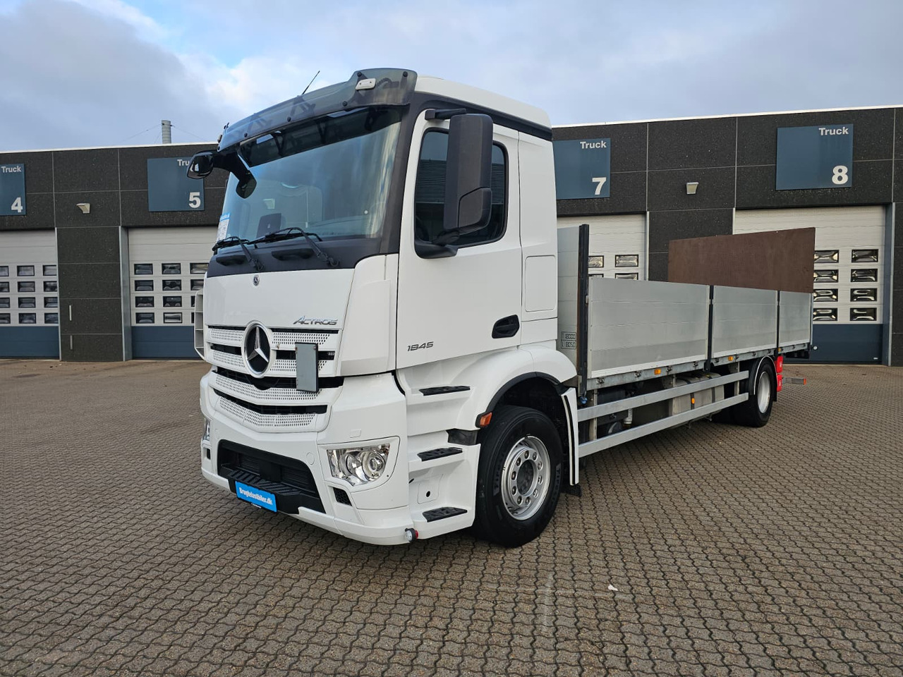 Mercedes Actros 1845 - Camion platformă: Foto 1 Mercedes Actros 1845 - Camion platformă: Foto 1