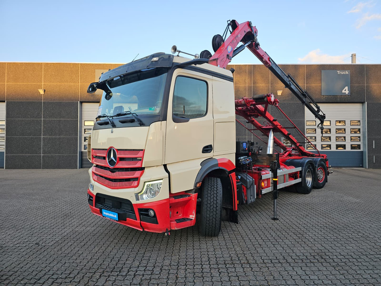 Mercedes Benz Actros 2545 - Camion transport containere/ Swap body, Camion cu macara: Foto 1 Mercedes Benz Actros 2545 - Camion transport containere/ Swap body, Camion cu macara: Foto 1