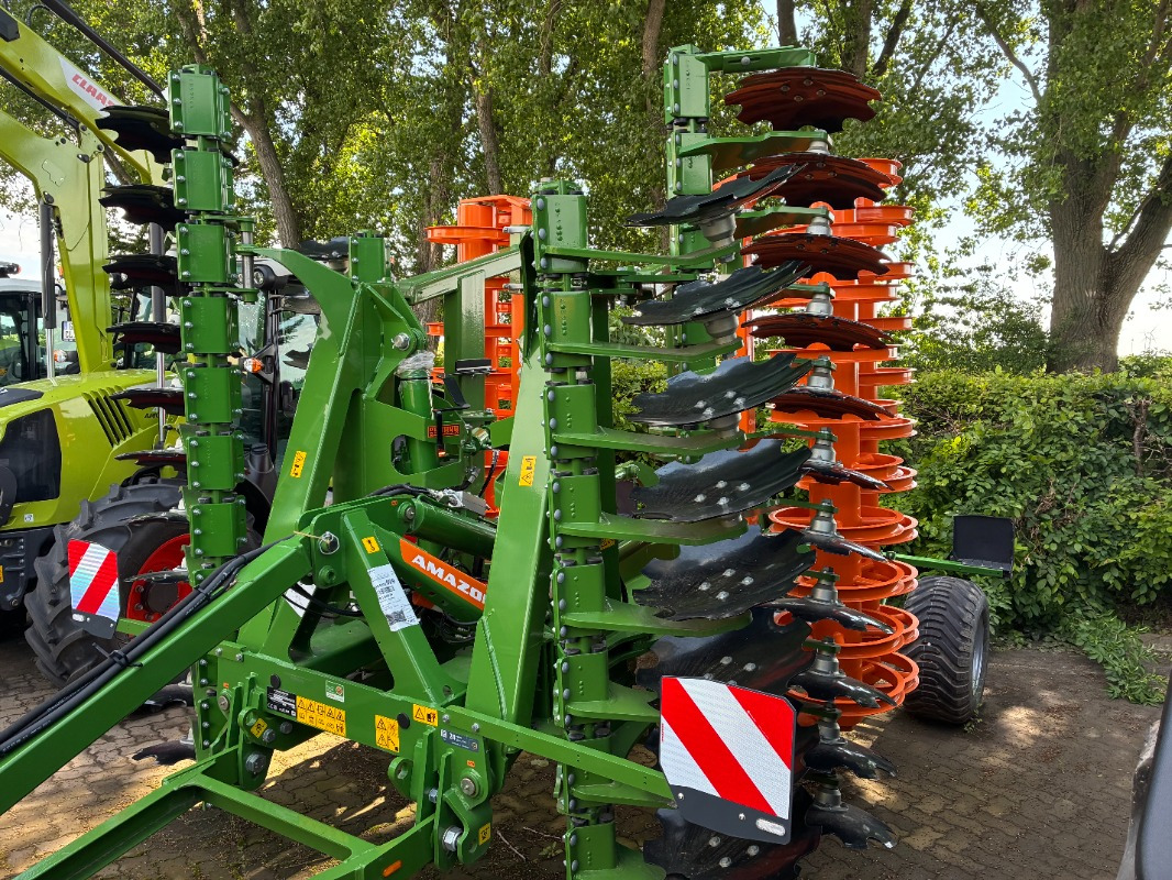 Amazone Catros 5002-2 - Grapă cu discuri: Foto 5 Amazone Catros 5002-2 - Grapă cu discuri: Foto 5