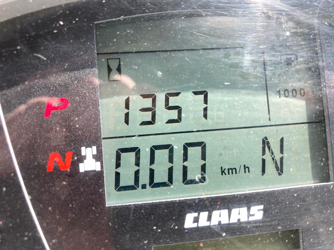 CLAAS Axion 830 CMATIC - Tractor agricol: Foto 3 CLAAS Axion 830 CMATIC - Tractor agricol: Foto 3