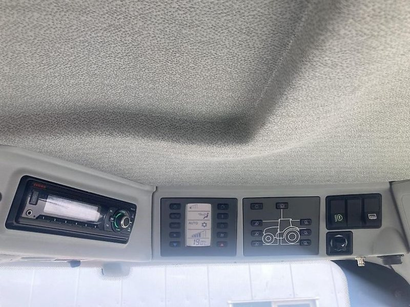 CLAAS Axion 850 CEBIS - Tractor agricol: Foto 2 CLAAS Axion 850 CEBIS - Tractor agricol: Foto 2