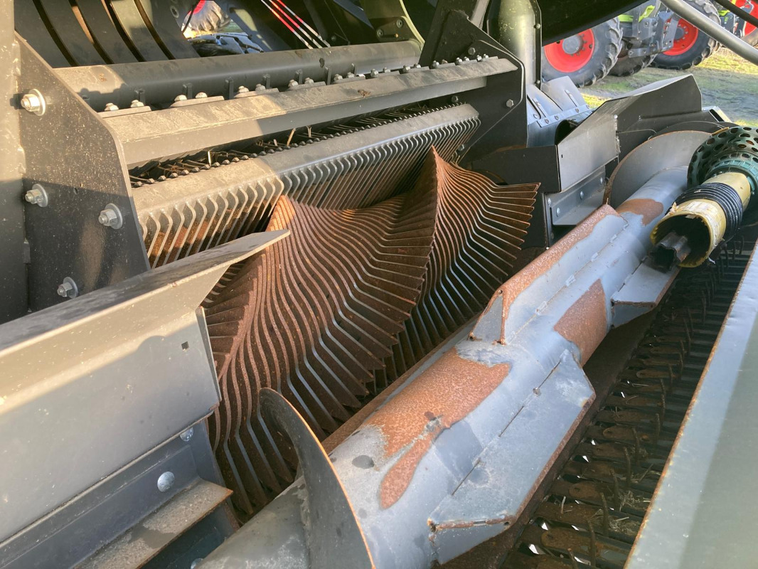 CLAAS Quadrant 5300 FC - Presă baloţi dreptunghiulari: Foto 2 CLAAS Quadrant 5300 FC - Presă baloţi dreptunghiulari: Foto 2