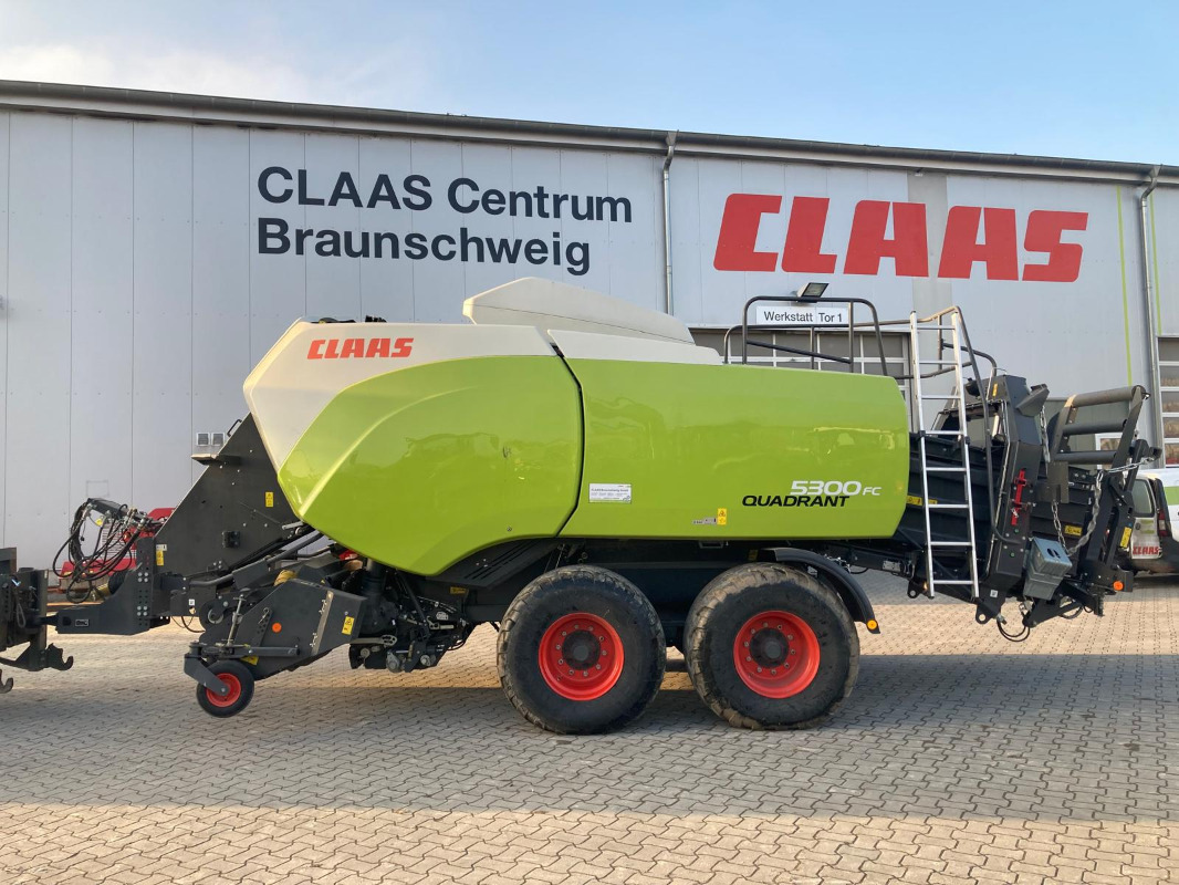 CLAAS Quadrant 5300 FC - Presă baloţi dreptunghiulari: Foto 1 CLAAS Quadrant 5300 FC - Presă baloţi dreptunghiulari: Foto 1
