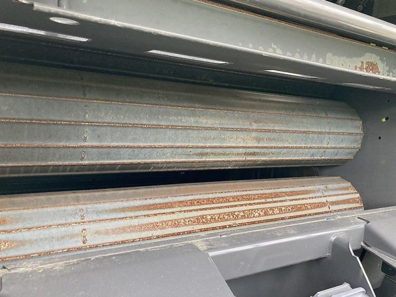 CLAAS Rollant 340 RC - Presă baloţi rotunzi: Foto 2 CLAAS Rollant 340 RC - Presă baloţi rotunzi: Foto 2