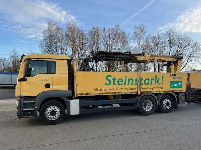 MAN TGS 26.400 Baustoff LKW mit Ladekran Atlas 210.2 MAN TGS 26.400 Baustoff LKW mit Ladekran Atlas 210.2 - Camion platformă, Camion cu macara: Foto 3 MAN TGS 26.400 Baustoff LKW mit Ladekran Atlas 210.2 MAN TGS 26.400 Baustoff LKW mit Ladekran Atlas 210.2 - Camion platformă, Camion cu macara: Foto 3
