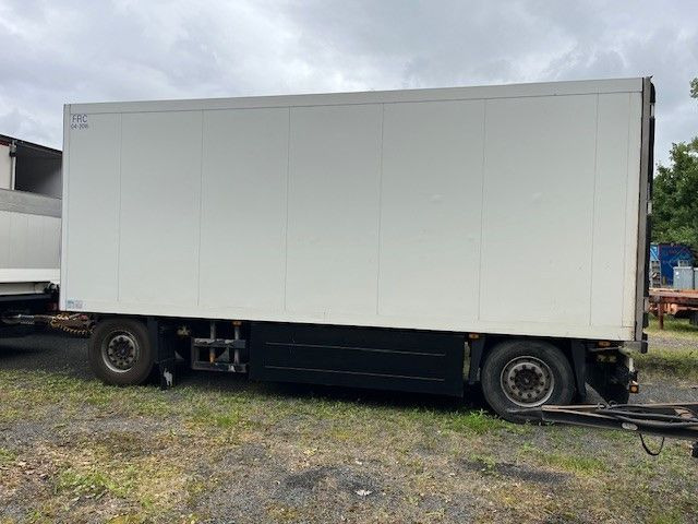Schmitz Cargobull TK Anhänger Thermoking SL100 Rohrbahn Fleisch - Remorcă frigider: Foto 3 Schmitz Cargobull TK Anhänger Thermoking SL100 Rohrbahn Fleisch - Remorcă frigider: Foto 3