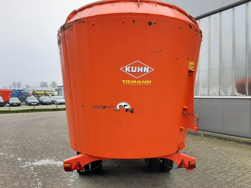 Kuhn PROFILE 1670 SELECT - Remorcă distribuit furaje: Foto 4 Kuhn PROFILE 1670 SELECT - Remorcă distribuit furaje: Foto 4