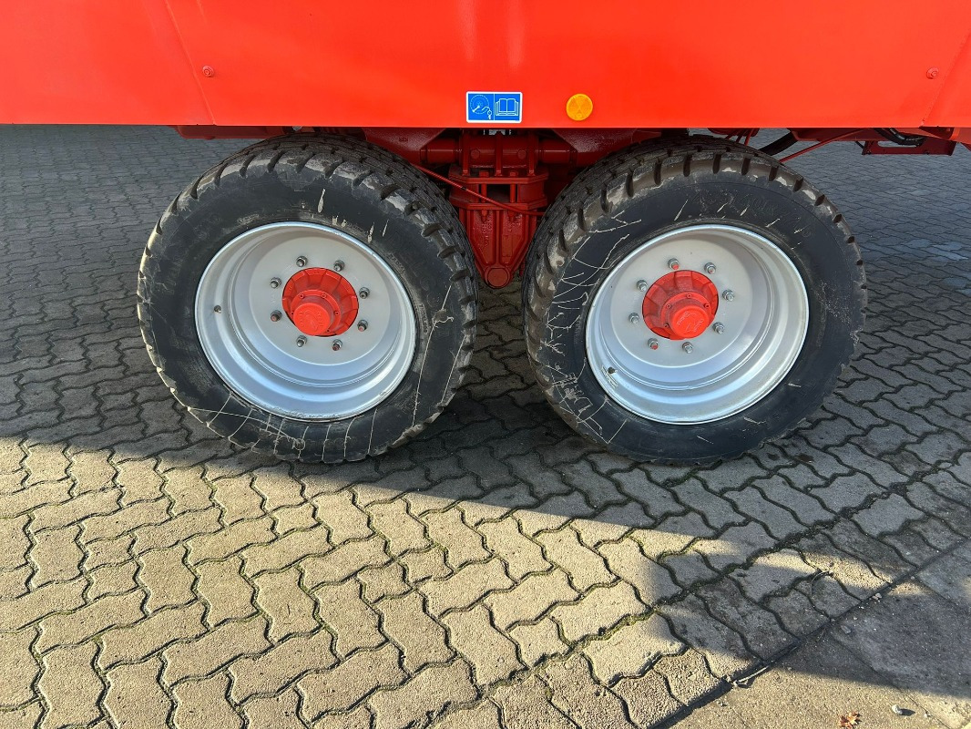 Kuhn Profile 30.2 CL - Remorcă distribuit furaje: Foto 3 Kuhn Profile 30.2 CL - Remorcă distribuit furaje: Foto 3