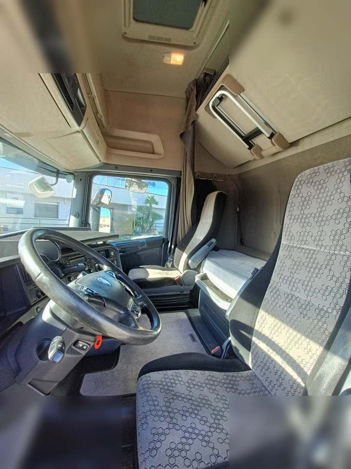 SCANIA R580 - Cap tractor: Foto 5 SCANIA R580 - Cap tractor: Foto 5