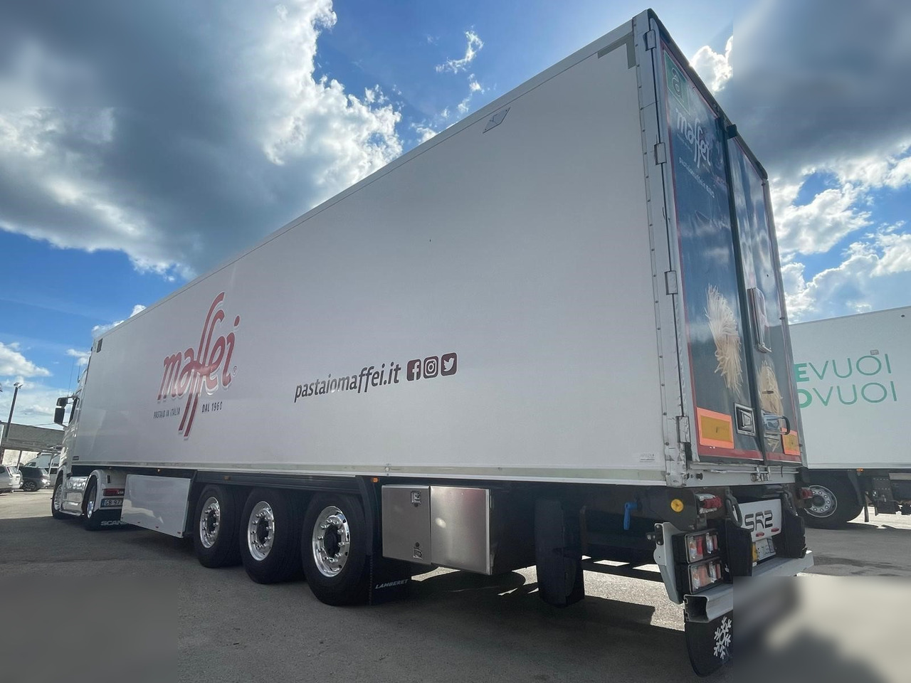 LAMBERET - Semiremorcă frigider: Foto 4 LAMBERET - Semiremorcă frigider: Foto 4
