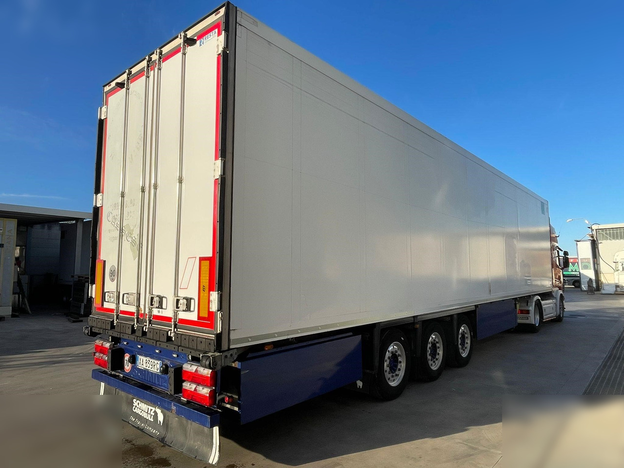 SCHMITZ CARGOBULL - Semiremorcă frigider: Foto 4 SCHMITZ CARGOBULL - Semiremorcă frigider: Foto 4