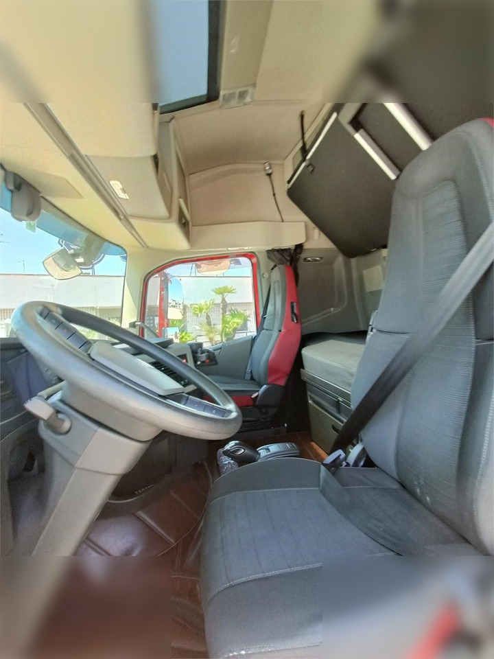 VOLVO FH500 - Camion transport containere/ Swap body: Foto 5 VOLVO FH500 - Camion transport containere/ Swap body: Foto 5