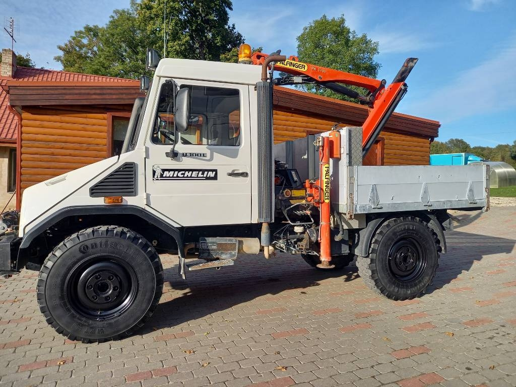 Unimog UNIMOG 4X4 - Camion cu macara: Foto 1 Unimog UNIMOG 4X4 - Camion cu macara: Foto 1