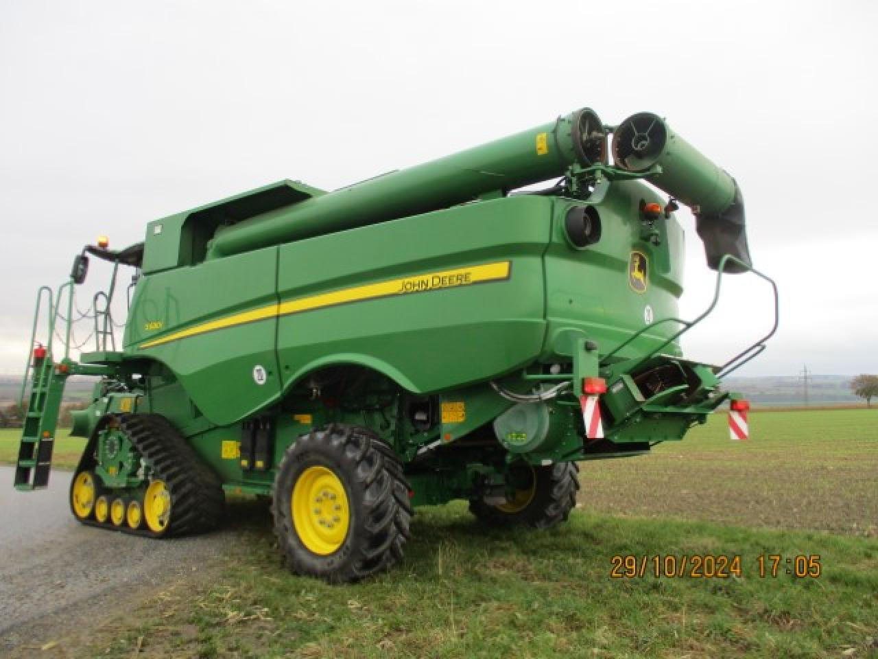 John Deere s680I - Combină de recoltat cereale: Foto 5 John Deere s680I - Combină de recoltat cereale: Foto 5