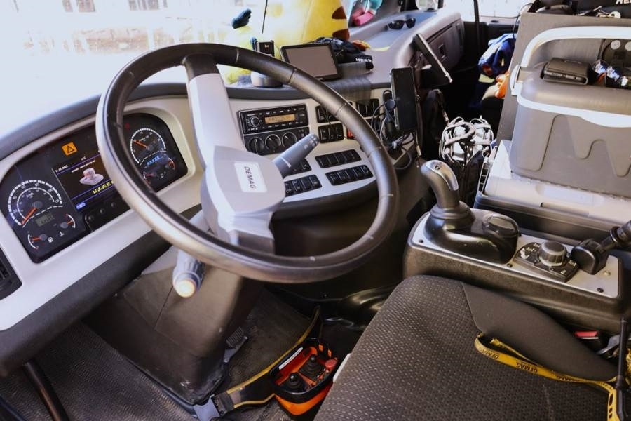 Demag AC220-5 Dutch Registration, 10x6x10, 220t Ca - Macara tot teren: Foto 4 Demag AC220-5 Dutch Registration, 10x6x10, 220t Ca - Macara tot teren: Foto 4