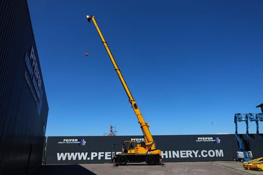 Demag AC30 City Diesel, 4x4x4 Drive, 30t Capacity, 25m M - Macara tot teren: Foto 3 Demag AC30 City Diesel, 4x4x4 Drive, 30t Capacity, 25m M - Macara tot teren: Foto 3