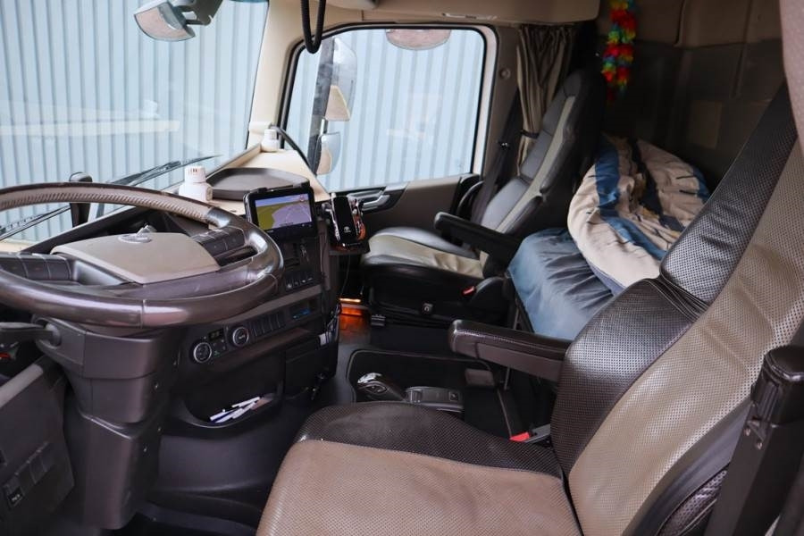 Effer 955/8S Volvo 540 Euro 6, Valid Inspection, 8x2x4 D - Macara tot teren: Foto 4 Effer 955/8S Volvo 540 Euro 6, Valid Inspection, 8x2x4 D - Macara tot teren: Foto 4