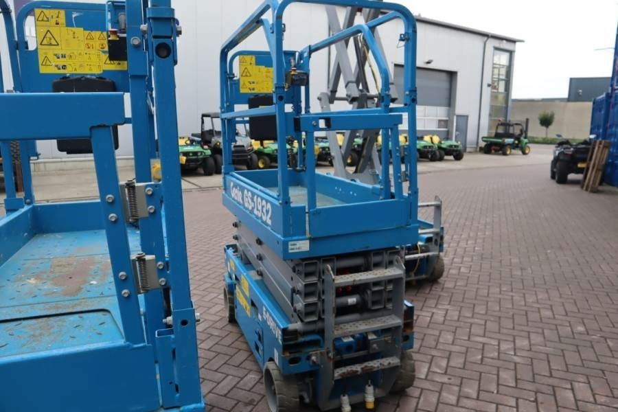 Genie GS1932 E-Drive Several In Stock, 8m Working Height - Platforma foarfeca: Foto 3 Genie GS1932 E-Drive Several In Stock, 8m Working Height - Platforma foarfeca: Foto 3