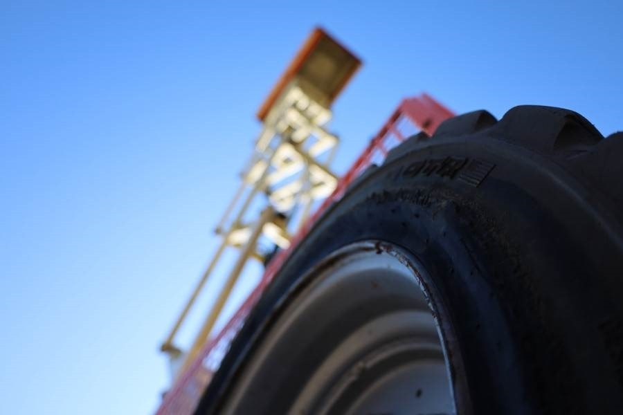 Platforma foarfeca JLG M4069 Hybrid, 14.2m Working Height, 360kg Capacity: Foto 9 Platforma foarfeca JLG M4069 Hybrid, 14.2m Working Height, 360kg Capacity: Foto 9