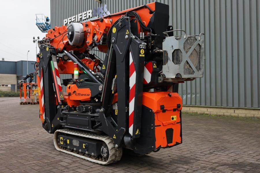 Macara pe senile Jekko SPX532CL2 Electric, Remote Controlled, 17.3m Lifti: Foto 9 Macara pe senile Jekko SPX532CL2 Electric, Remote Controlled, 17.3m Lifti: Foto 9