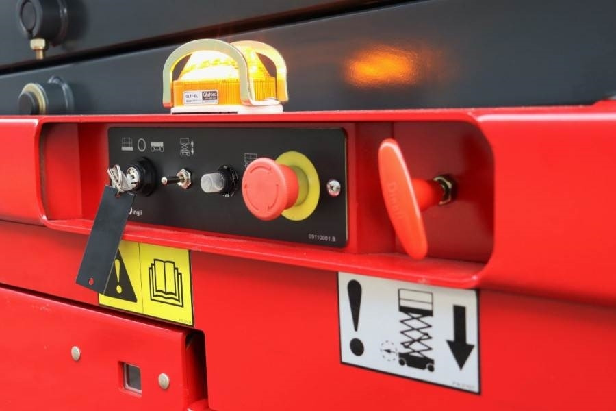 Magni ES0807EP New And Available Directly From Stock, El - Platforma foarfeca: Foto 3 Magni ES0807EP New And Available Directly From Stock, El - Platforma foarfeca: Foto 3