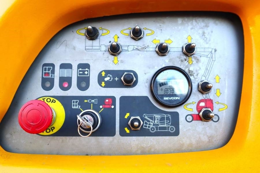 Manitou 150AETJ Compact Electric, 15m Working Height, 6.5m - Nacela articulata: Foto 4 Manitou 150AETJ Compact Electric, 15m Working Height, 6.5m - Nacela articulata: Foto 4