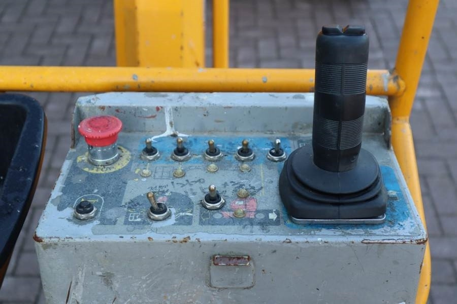 Manitou 150AETJ Compact Electric, 15m Working Height, 6.5m - Nacela articulata: Foto 5 Manitou 150AETJ Compact Electric, 15m Working Height, 6.5m - Nacela articulata: Foto 5