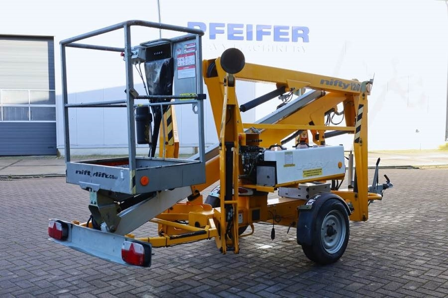 Niftylift 120TE Electric, 12.2m Working Height, 6.1m Reach, - Nacela tractabila: Foto 2 Niftylift 120TE Electric, 12.2m Working Height, 6.1m Reach, - Nacela tractabila: Foto 2