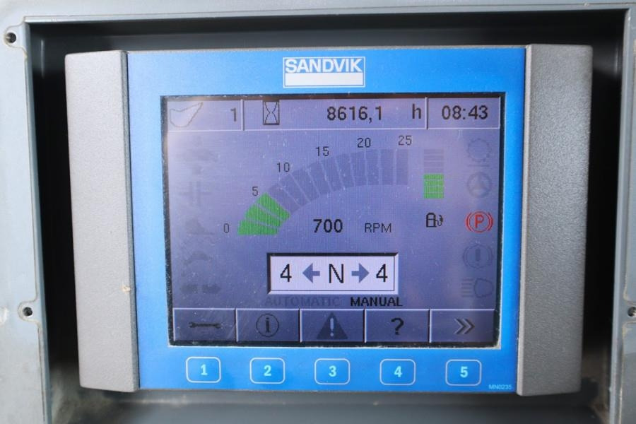 Sandvik LH410 Diesel, 4x4 Drive, 10t Capacity, Tilting Buc - Încărcător frontal pe pneuri: Foto 5 Sandvik LH410 Diesel, 4x4 Drive, 10t Capacity, Tilting Buc - Încărcător frontal pe pneuri: Foto 5