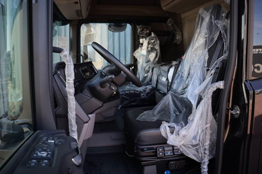 Scania R540 B8X2 Scania 110000-E8F206 A.S.C, Diesel, Eur - Macara tot teren: Foto 4 Scania R540 B8X2 Scania 110000-E8F206 A.S.C, Diesel, Eur - Macara tot teren: Foto 4