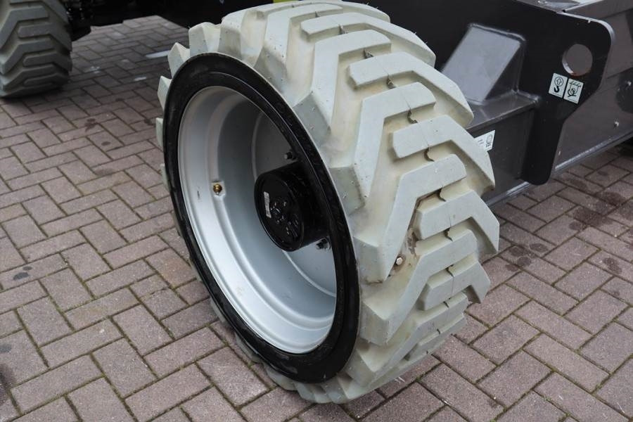 Nacela telescopica Zoomlion Z120J Valid inspection, *Guarantee! Diesel, 4x4x4: Foto 15 Nacela telescopica Zoomlion Z120J Valid inspection, *Guarantee! Diesel, 4x4x4: Foto 15