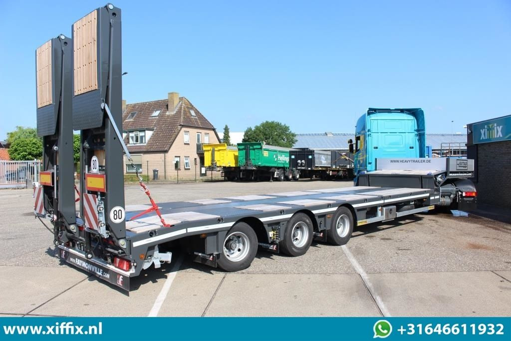 Faymonville TE Huur 3-ass. Semi dieplader met dubbele hydr. Kleppen en hefbed / - Semiremorcă transport agabaritic: Foto 4 Faymonville TE Huur 3-ass. Semi dieplader met dubbele hydr. Kleppen en hefbed / - Semiremorcă transport agabaritic: Foto 4