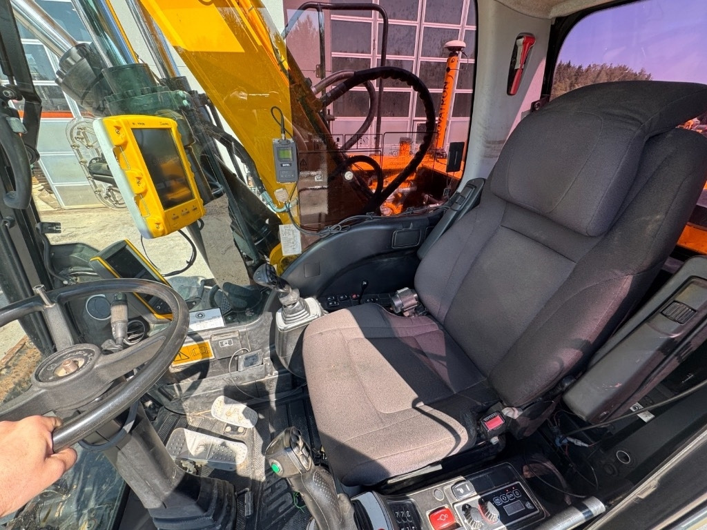 JCB 175 - Excavator pe roţi: Foto 4 JCB 175 - Excavator pe roţi: Foto 4