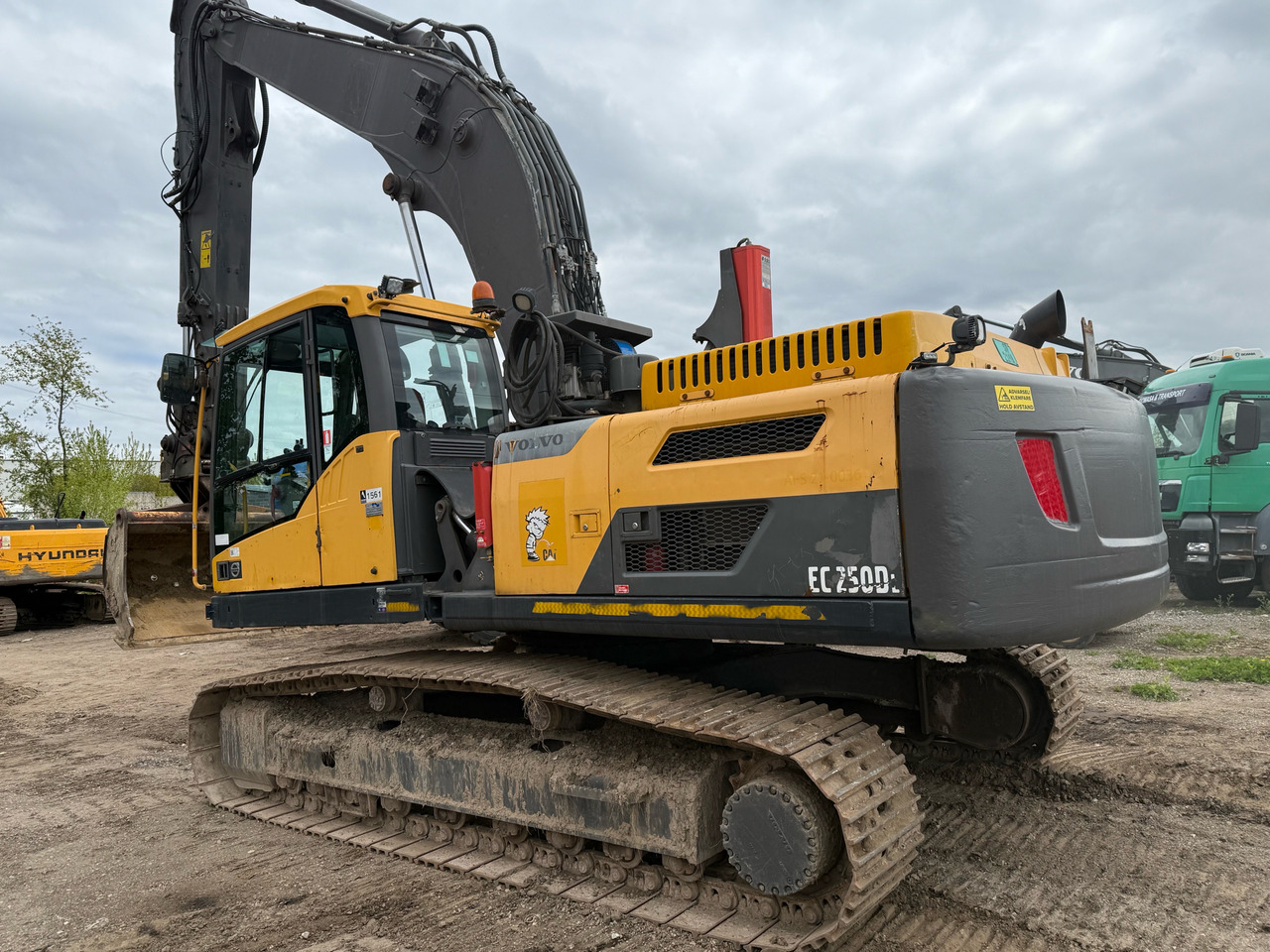 Volvo 250d - Excavator pe şenile: Foto 3 Volvo 250d - Excavator pe şenile: Foto 3