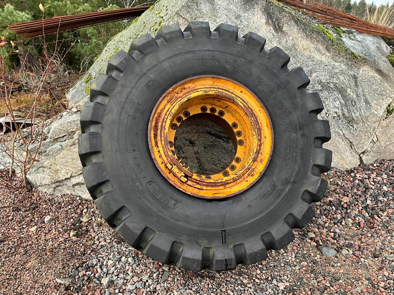 Bridestone 26,5-25 - Anvelopă pentru Utilaje constructii: Foto 1 Bridestone 26,5-25 - Anvelopă pentru Utilaje constructii: Foto 1