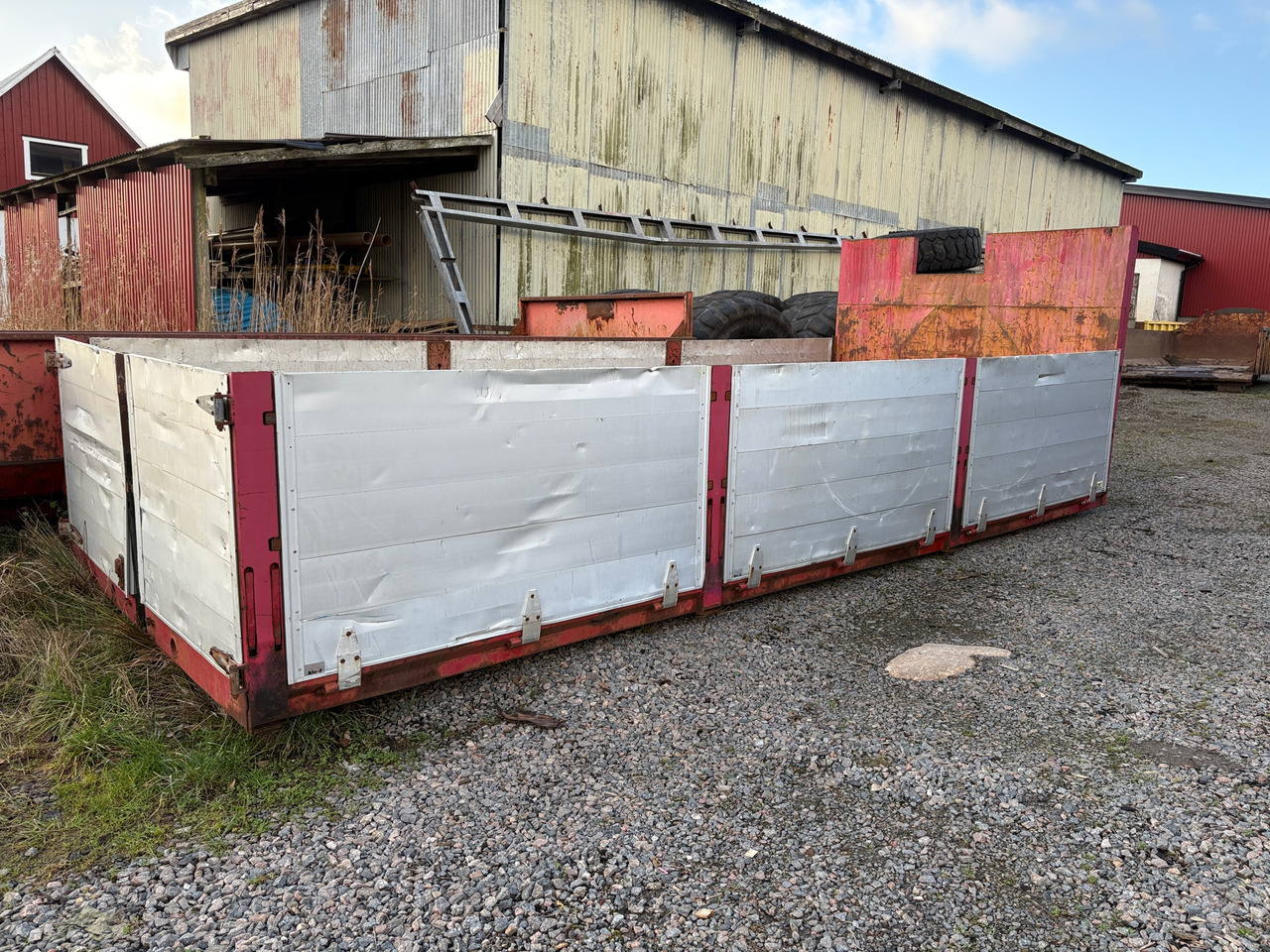 CMT - Container abroll: Foto 1 CMT - Container abroll: Foto 1