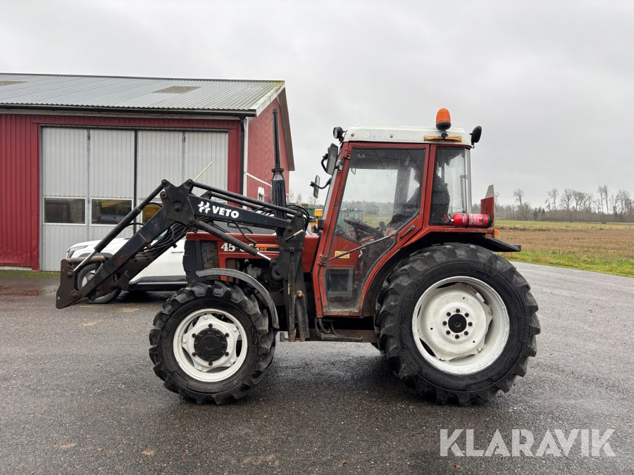 Fiat 45-66 DTS - Tractor agricol: Foto 1 Fiat 45-66 DTS - Tractor agricol: Foto 1