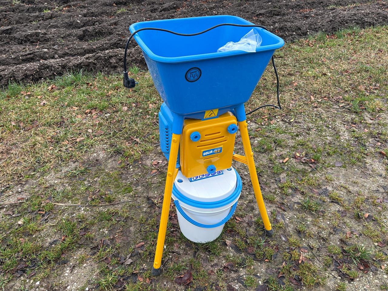 Novital Golia-4V - Utilaje de creştere vite: Foto 1 Novital Golia-4V - Utilaje de creştere vite: Foto 1