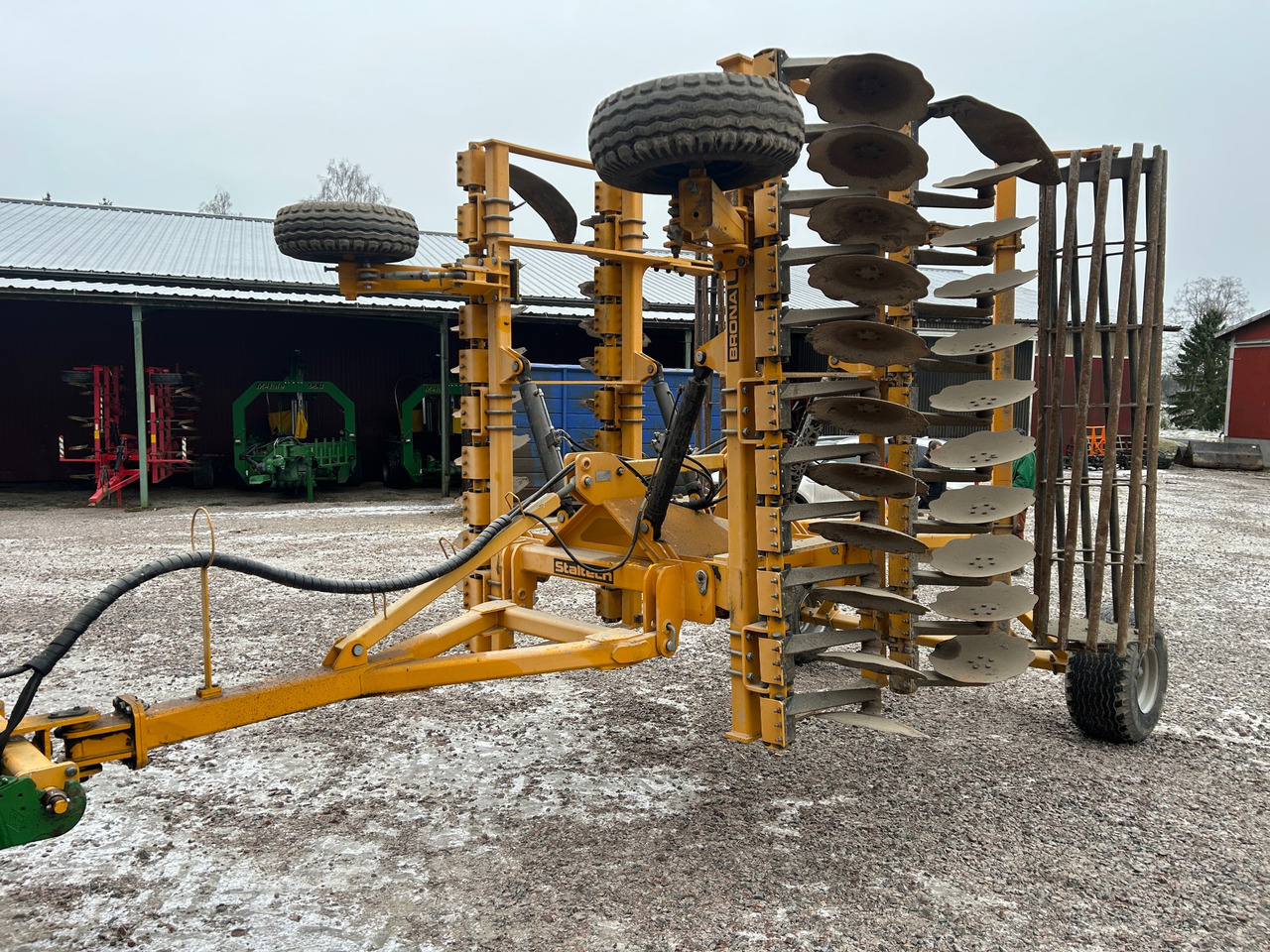 Staltech UH50 - Grapă cu discuri: Foto 1 Staltech UH50 - Grapă cu discuri: Foto 1