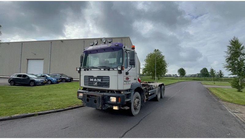 MAN 26.464 F2000 MAN 26.460 - Camion basculantă: Foto 1 MAN 26.464 F2000 MAN 26.460 - Camion basculantă: Foto 1