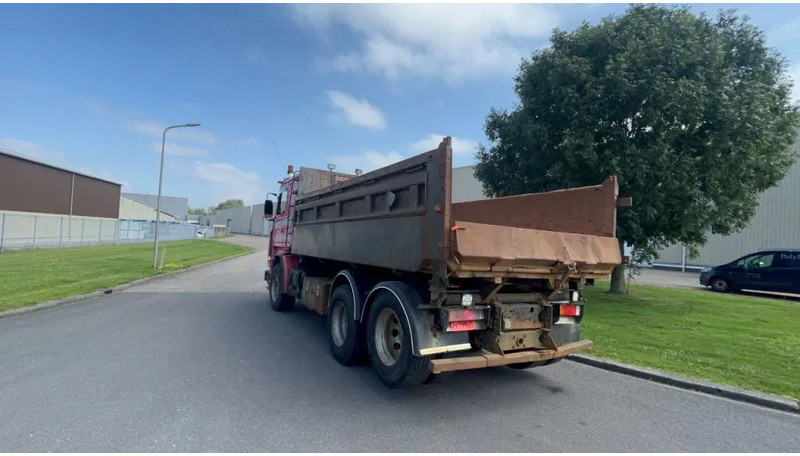 Scania P113-360 scania 113 6X2 Boogielift reversed KIPPER - Camion basculantă: Foto 4 Scania P113-360 scania 113 6X2 Boogielift reversed KIPPER - Camion basculantă: Foto 4