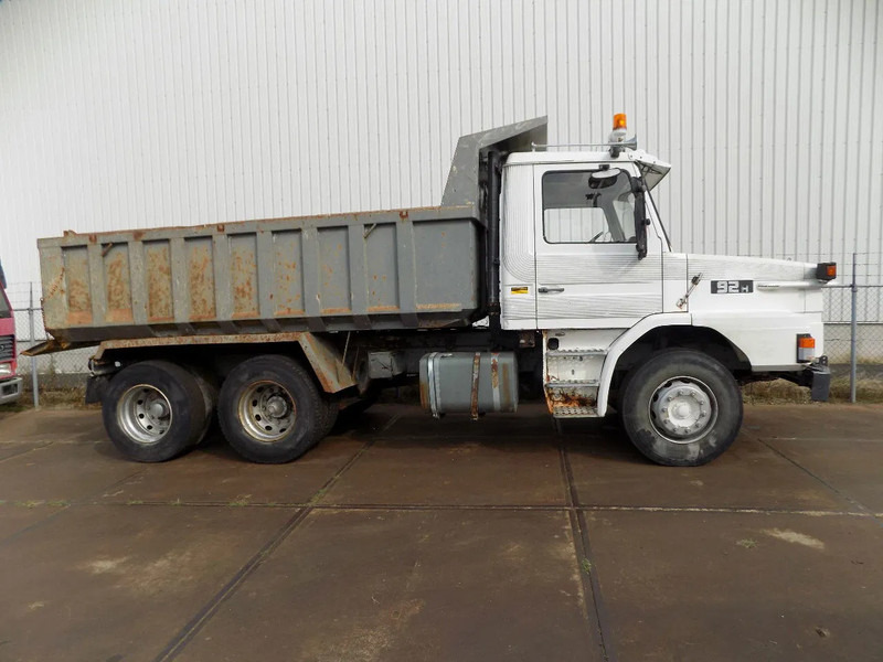 Scania T92 Scania 6x2 Torpedo 92 H Kipper - Camion basculantă: Foto 2 Scania T92 Scania 6x2 Torpedo 92 H Kipper - Camion basculantă: Foto 2