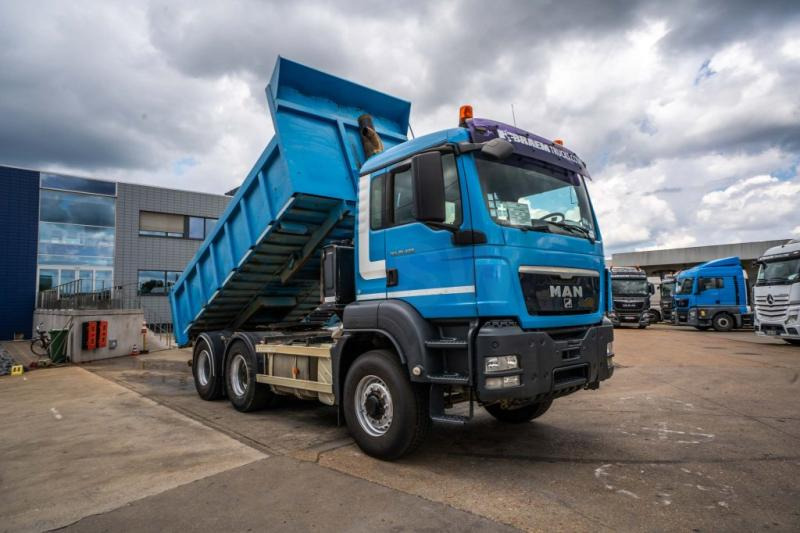 MAN TGS 26.400 BL 6X6H - TRACTOR / TIPPER - Camion basculantă: Foto 3 MAN TGS 26.400 BL 6X6H - TRACTOR / TIPPER - Camion basculantă: Foto 3